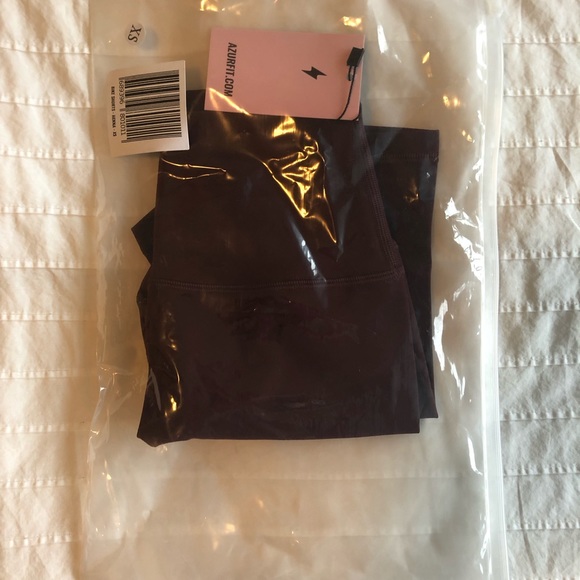 Azur Fit burgundy bike shorts size XS - BNWT - Picture 2 of 7